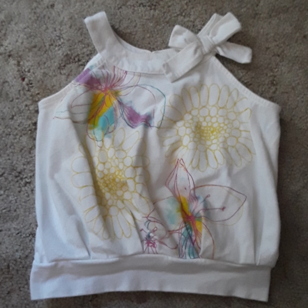 Cherokee Little girls cute top